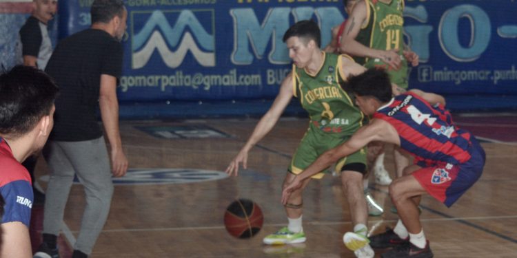 Comercial se llevó un triunfo importante en la previa del clásico