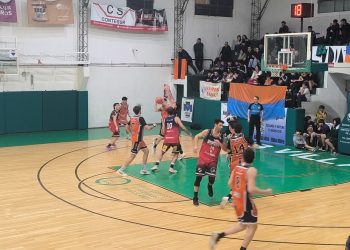 Sportivo y un tercer cuarto para seguir con vida