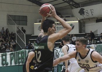 Villa Mitre perdió en el debut