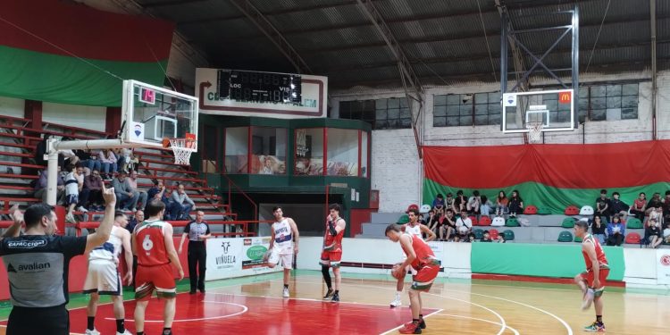 Alem se puso al día con una paliza