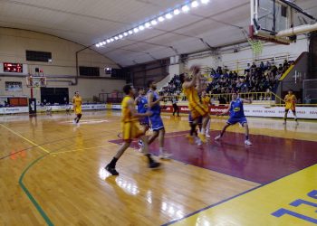 Bahiense bajó a uno de los candidatos