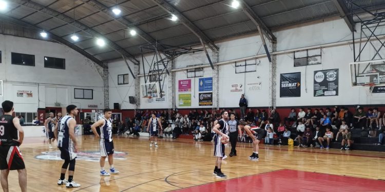 Barracas se robó un invicto