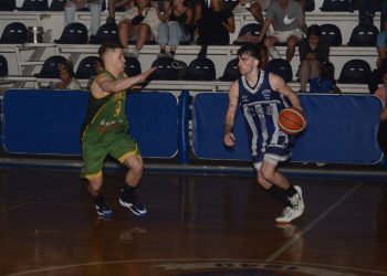 Espora se abrazó a la victoria en suplementario