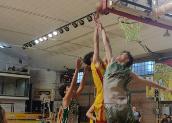 Bahiense arrasó y se adelantó en la serie