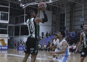 Villa Mitre ganó en el Dow Center