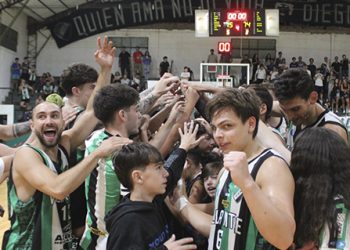 Villa Mitre ganó en la vuelta a casa