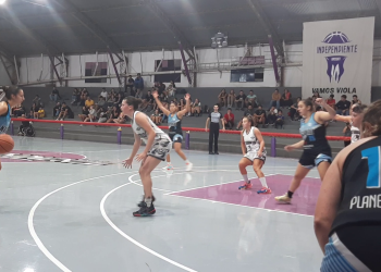 Vecchi resolvió y El Nacional ganó la primera final