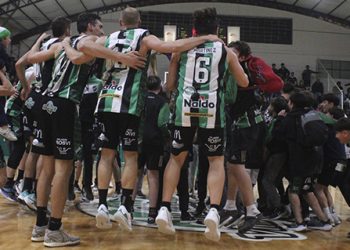 Villa Mitre a Cuartos de Final