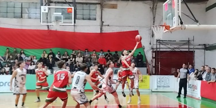Sigue en la pelea