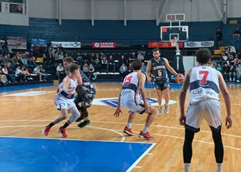 Napostá tuvo al distinGuido