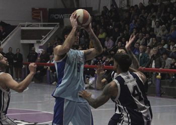 El Nacional sufrió para llegar a un quinto juego