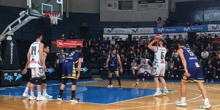 Estudiantes esquivó el descenso