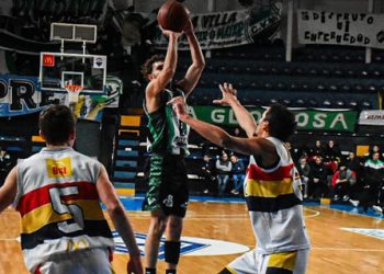 Villa Mitre igualó la serie