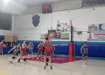 Espora se lleva un duelo defensivo