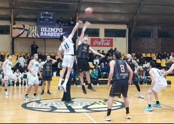 Victoria contundente de Olimpo para seguir con el invicto