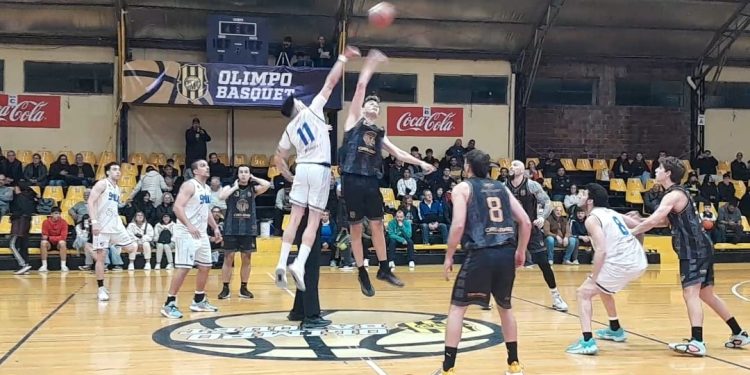 Victoria contundente de Olimpo para seguir con el invicto