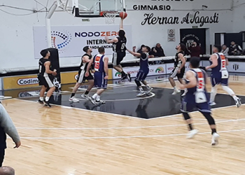 Liniers volvió a la competencia con una clara victoria