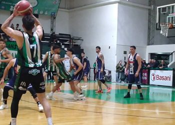 Villa Mitre volvió al triunfo