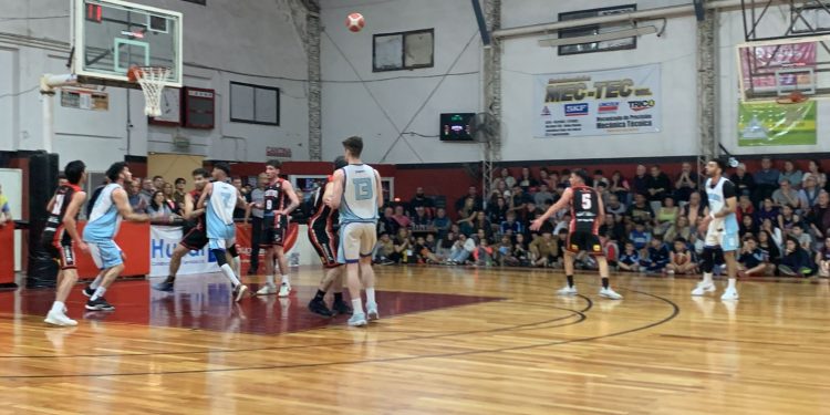 El Nacional ganó el duelo de líderes