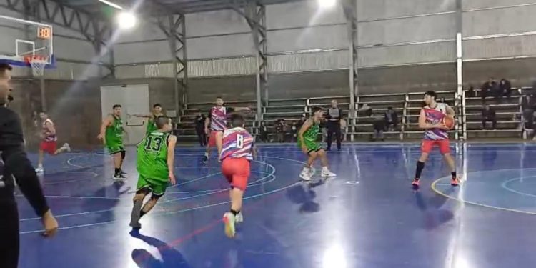 Barrio Hospital vence a Altense y sigue manteniendo su invicto en un partido peleado