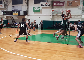 Villa Mitre volvió a ganar y es escolta