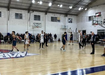 Estrella ganó un duelo directo y se quedó con el 9