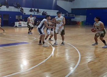 Comercial arrancó con un juego demoledor