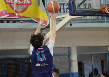 Bahía Basket sigue escalando