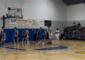 Napo no se toma ni un Segundo