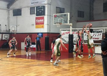 Comercial ganó y llega entonado al play-in