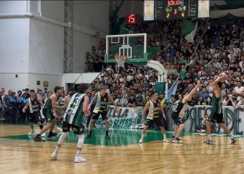 Pennacchiotti no se tomó Franco y puso a Villa Mitre arriba en la Superfinal