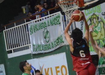 Lo bajó del “Montes”