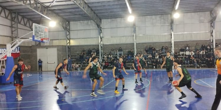 Villa Mitre ganó nuevamente fuera de su «barrio»